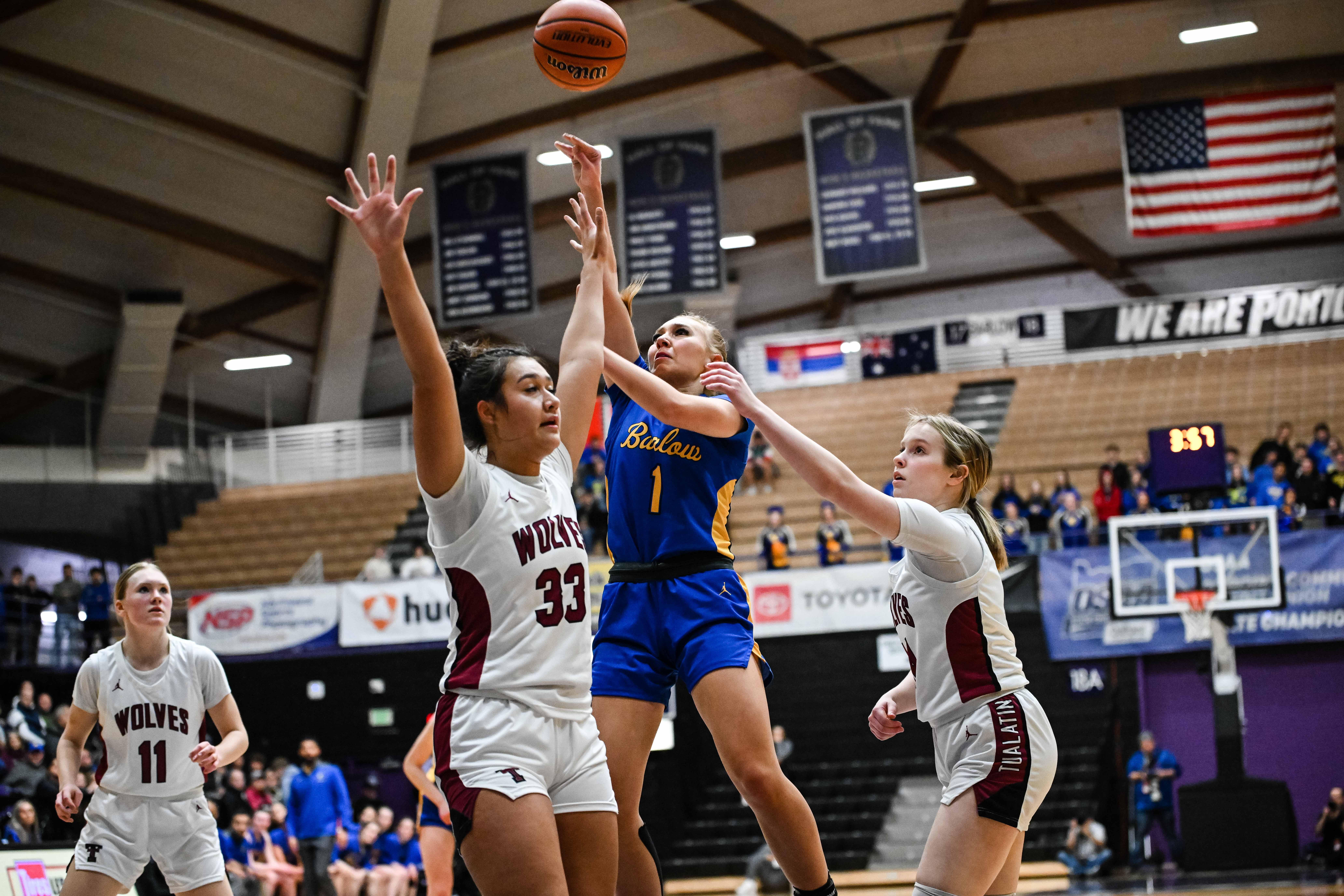 Barlow Tualatin 6A Oregon girls basketball quarterfinal Naji Saker -62